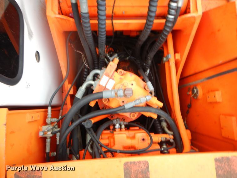 image for item EY9490 1999 Daewoo Solar 170W-III rubber tire excavator