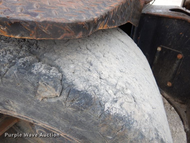 image for item EY9490 1999 Daewoo Solar 170W-III rubber tire excavator