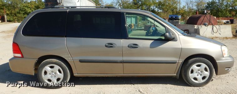 image for item EY9491 2004 Ford Freestar SE van