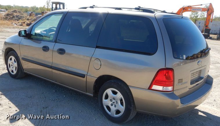 image for item EY9491 2004 Ford Freestar SE van