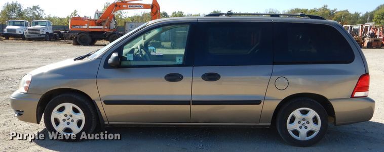 image for item EY9491 2004 Ford Freestar SE van
