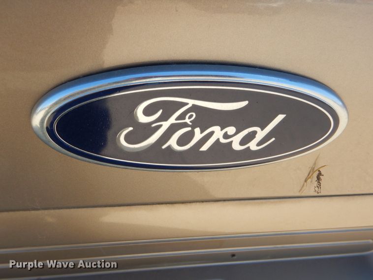 image for item EY9491 2004 Ford Freestar SE van