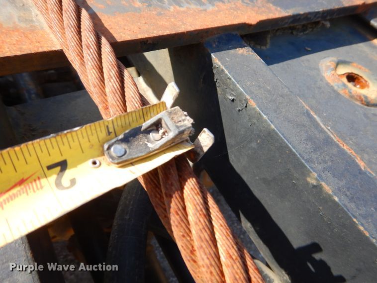 image for item EY9492 1988 International F2575 roll-off container truck