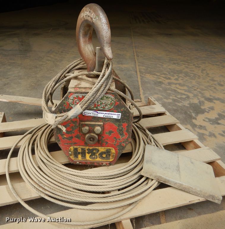 image for item FA9321 P & H winch