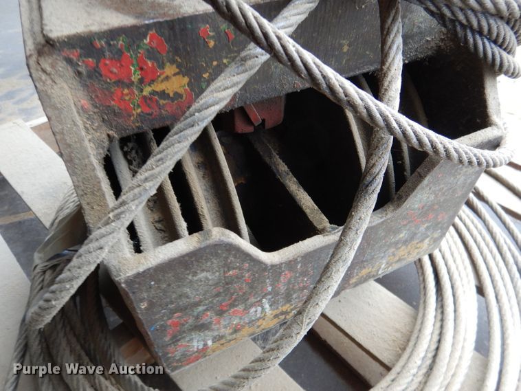 image for item FA9321 P & H winch