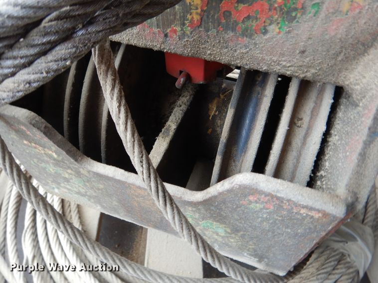 image for item FA9321 P & H winch