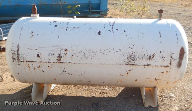 image for item FA9753 Air tank