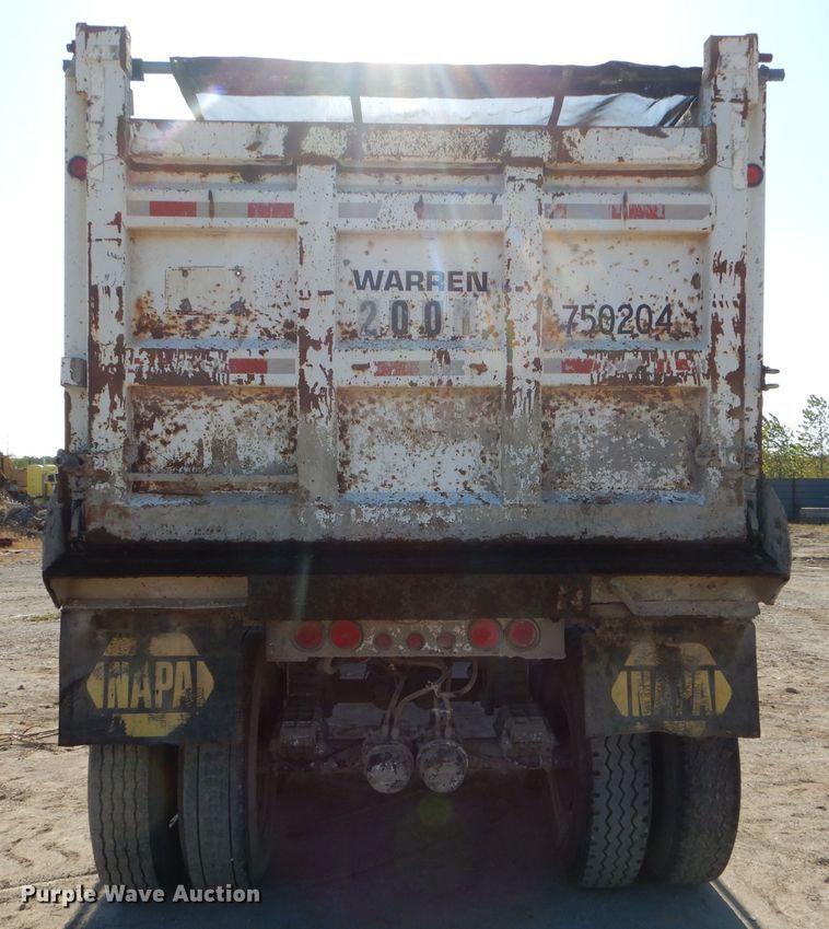 image for item FA9780 2002 Warren 0162666 end dump trailer