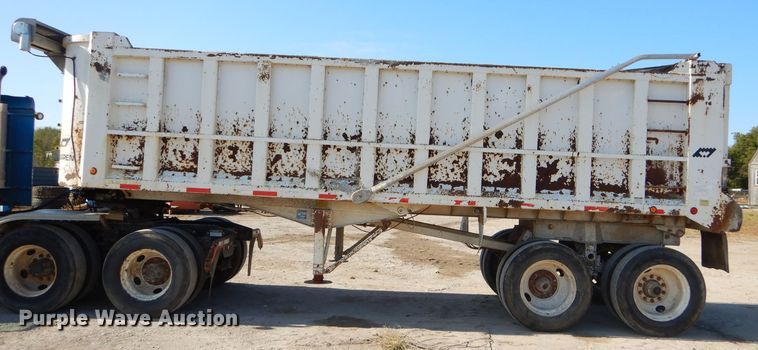 image for item FA9780 2002 Warren 0162666 end dump trailer