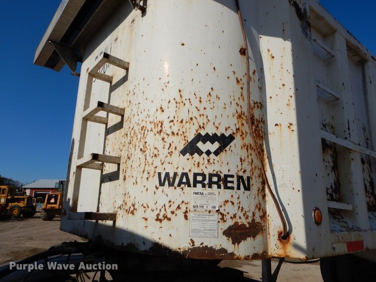 image for item FA9780 2002 Warren 0162666 end dump trailer