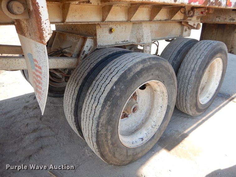 image for item FA9780 2002 Warren 0162666 end dump trailer