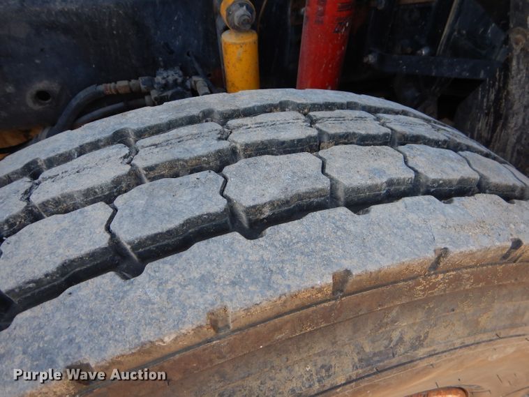 image for item FA9781 1999 Freightliner FLD semi truck