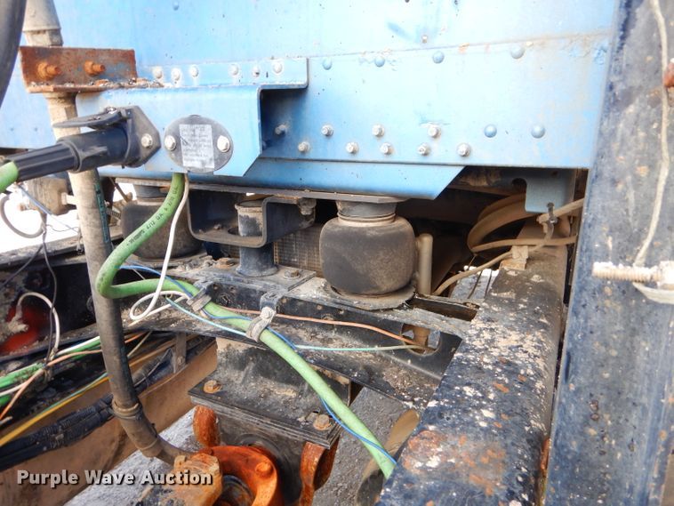 image for item FA9781 1999 Freightliner FLD semi truck