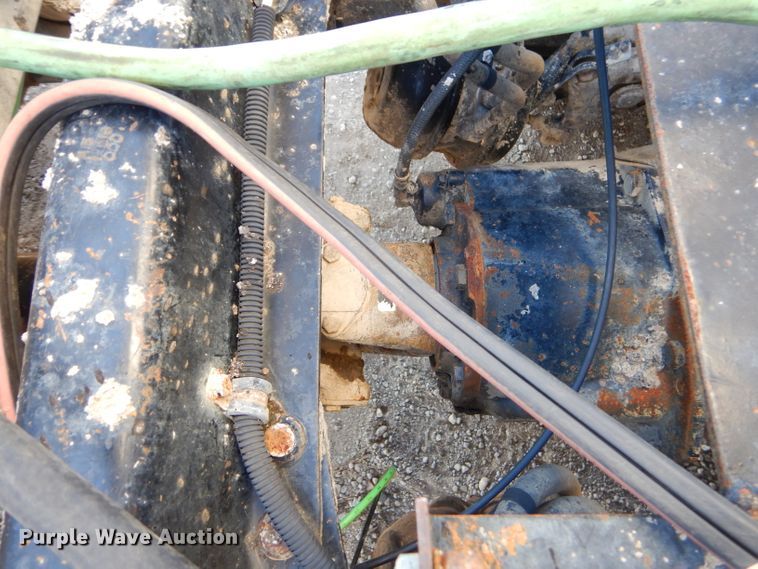 image for item FA9781 1999 Freightliner FLD semi truck