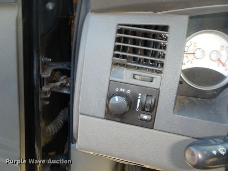 image for item FA9798 2005 Dodge Durango Limited SUV