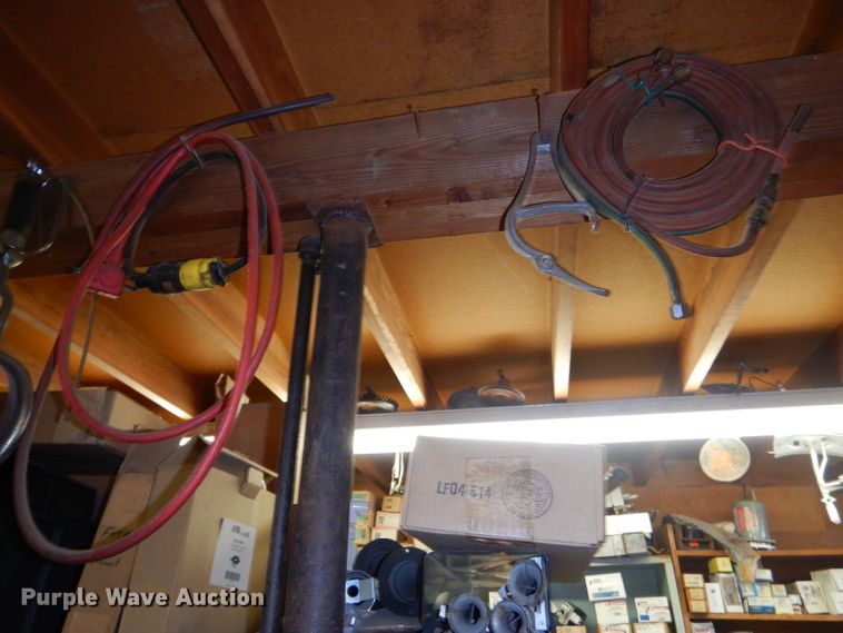 image for item FA9803 Tools and HVAC supplies