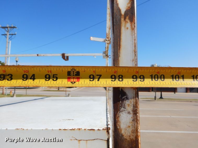 image for item FA9807 2003 Ford F250 Super Duty utility bed pickup truck