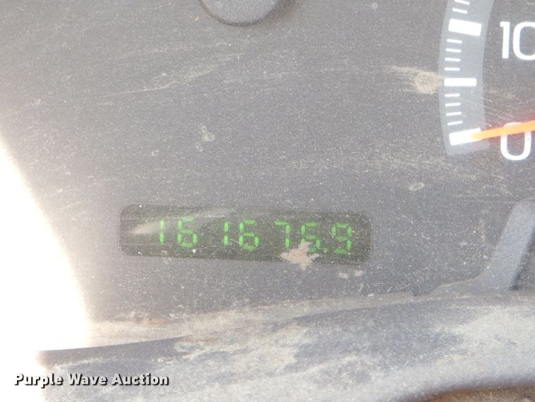 image for item FA9809 2004 Ford F150 pickup truck