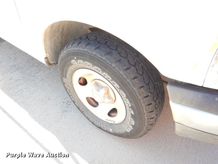 image for item FA9809 2004 Ford F150 pickup truck