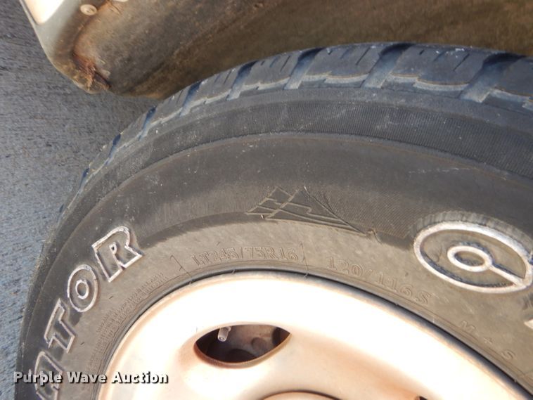 image for item FA9809 2004 Ford F150 pickup truck