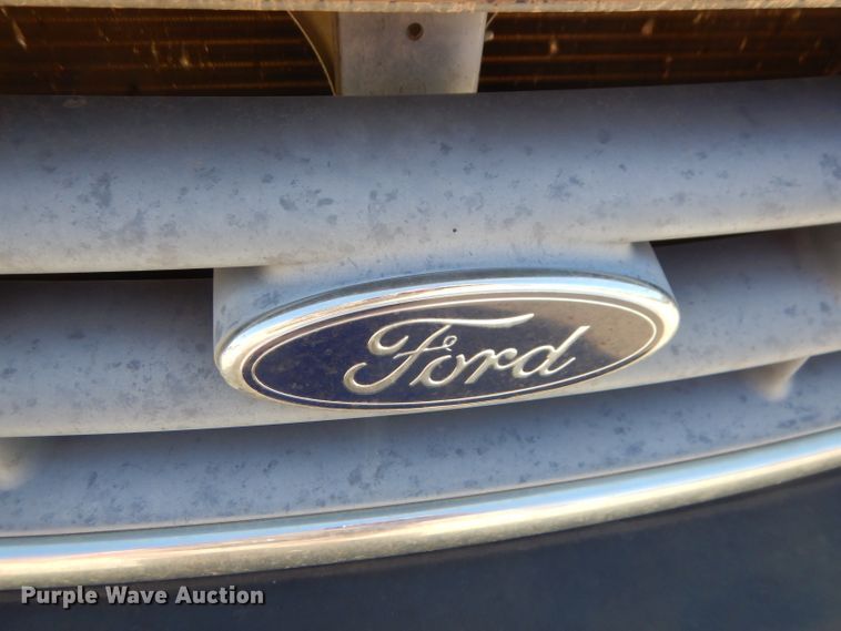 image for item FA9809 2004 Ford F150 pickup truck