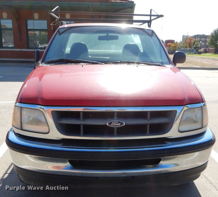 image for item FA9810 1998 Ford F150 pickup truck