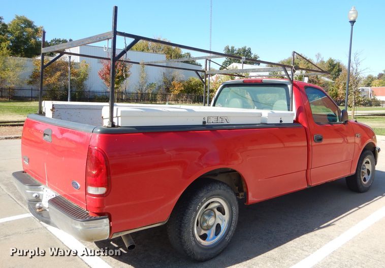 image for item FA9810 1998 Ford F150 pickup truck