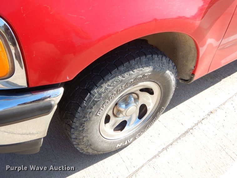 image for item FA9810 1998 Ford F150 pickup truck