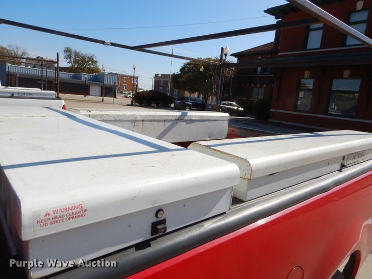 image for item FA9810 1998 Ford F150 pickup truck