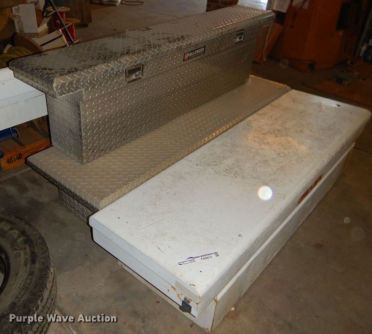 image for item FA9813 Automotive supplies