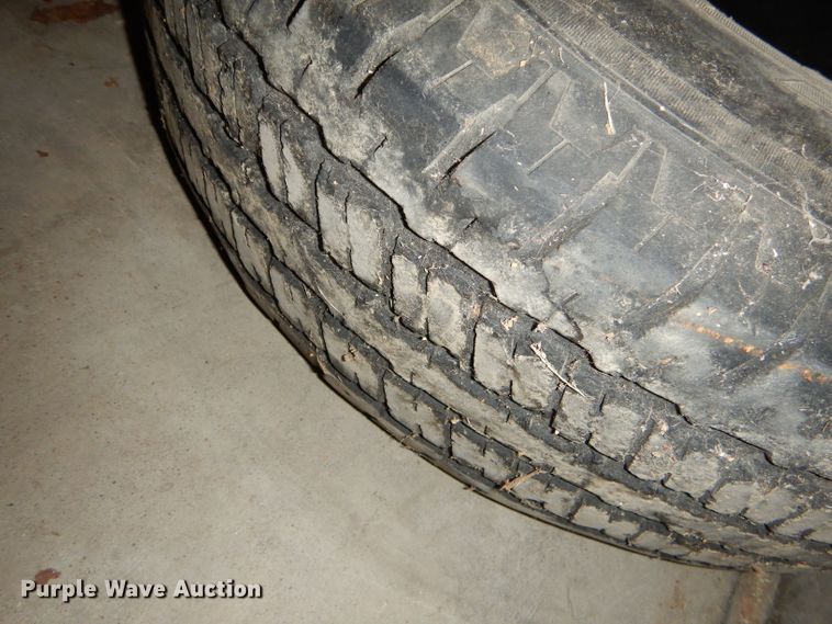 image for item FA9813 Automotive supplies