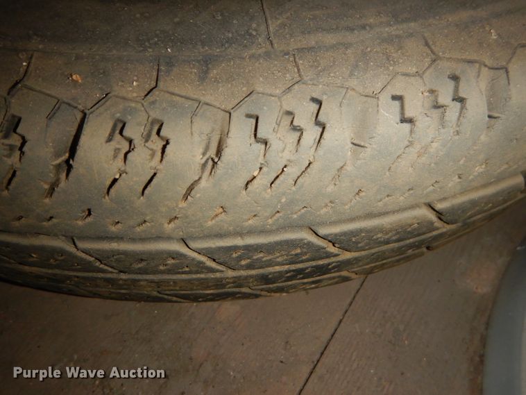 image for item FA9813 Automotive supplies