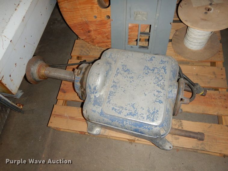 image for item FA9815 Electrical supplies