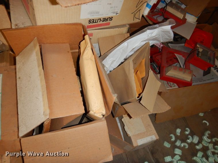 image for item FA9815 Electrical supplies