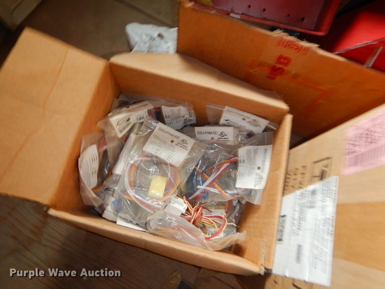 image for item FA9815 Electrical supplies