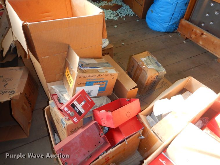 image for item FA9815 Electrical supplies