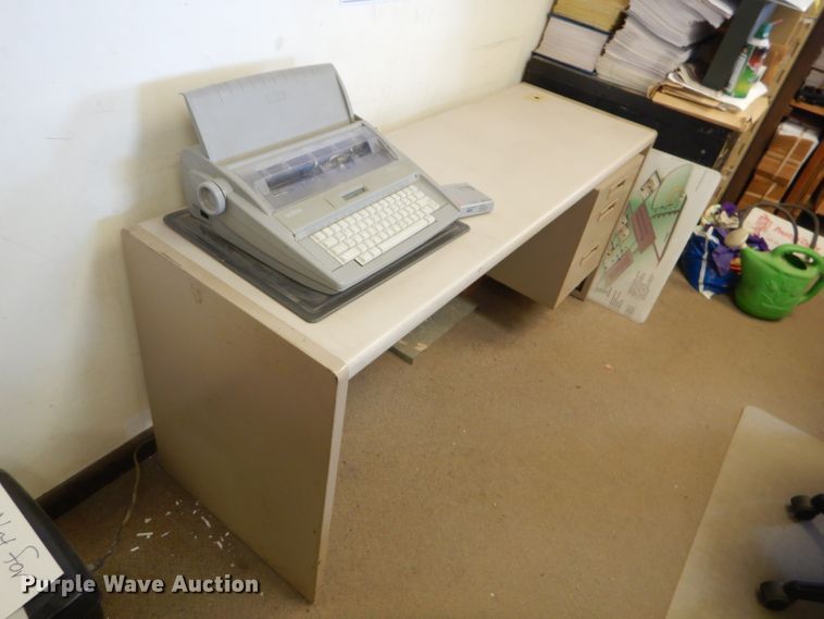 image for item FA9817 Office supplies