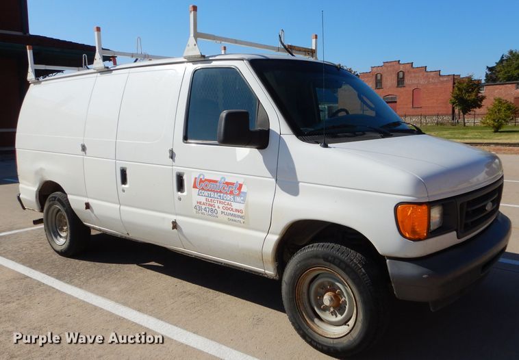 image for item FA9819 2007 Ford E150 van