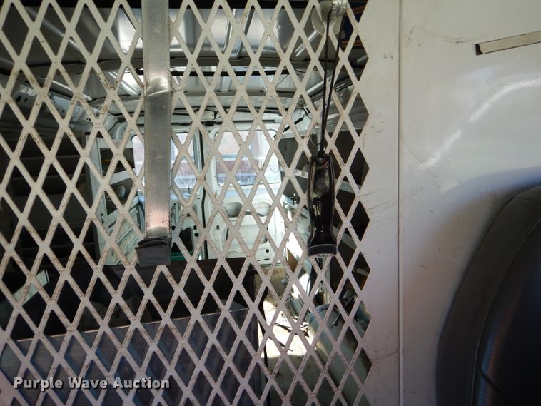 image for item FA9819 2007 Ford E150 van