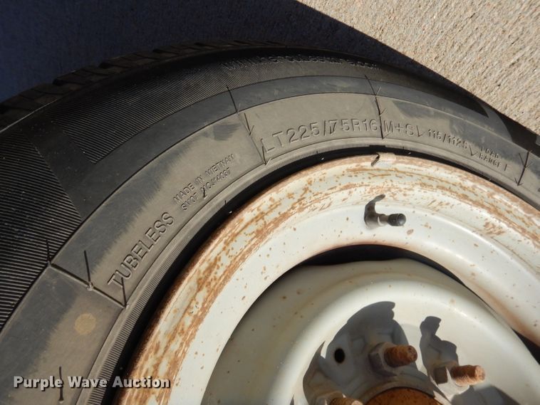 image for item FA9819 2007 Ford E150 van