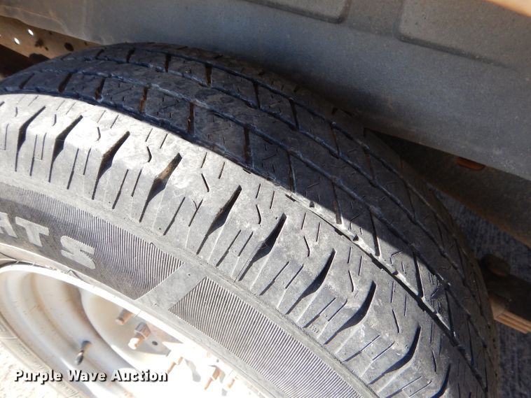 image for item FA9819 2007 Ford E150 van