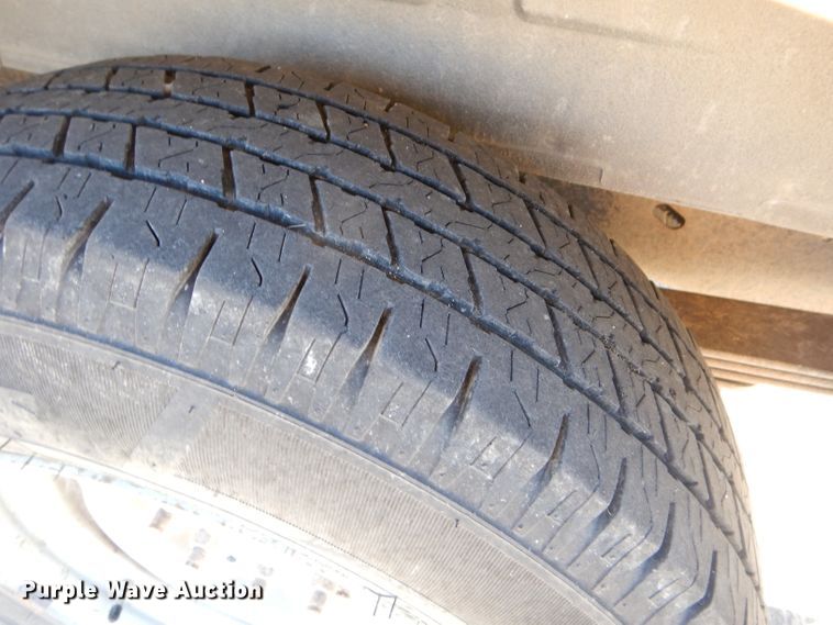 image for item FA9819 2007 Ford E150 van