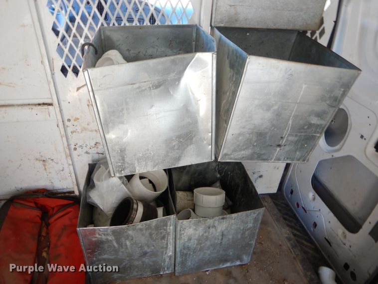 image for item FA9819 2007 Ford E150 van