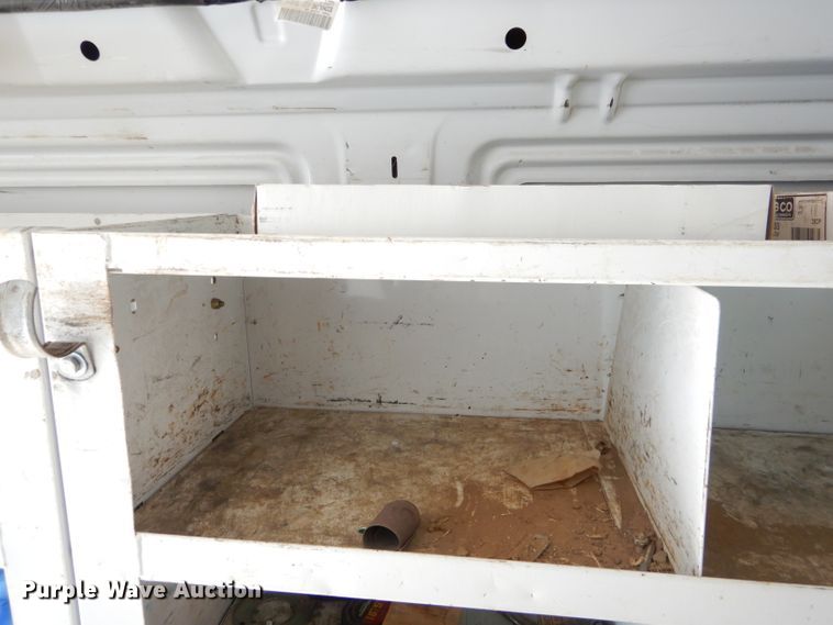 image for item FA9819 2007 Ford E150 van