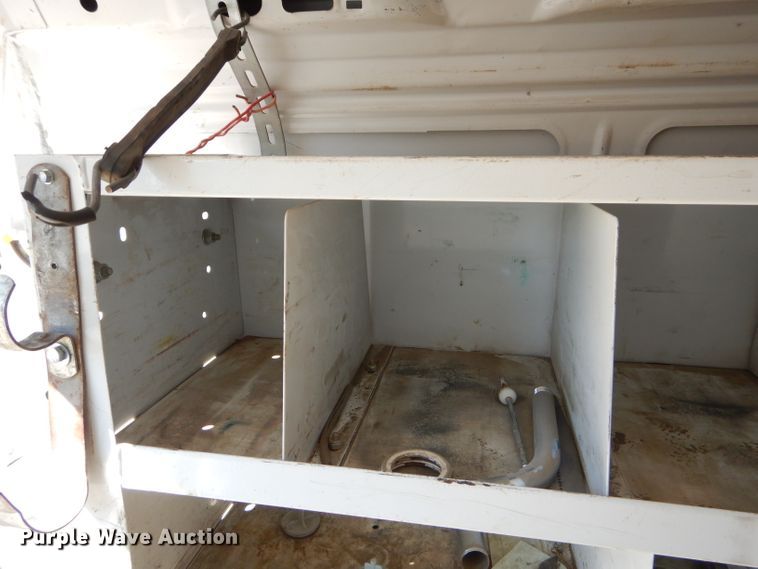 image for item FA9819 2007 Ford E150 van