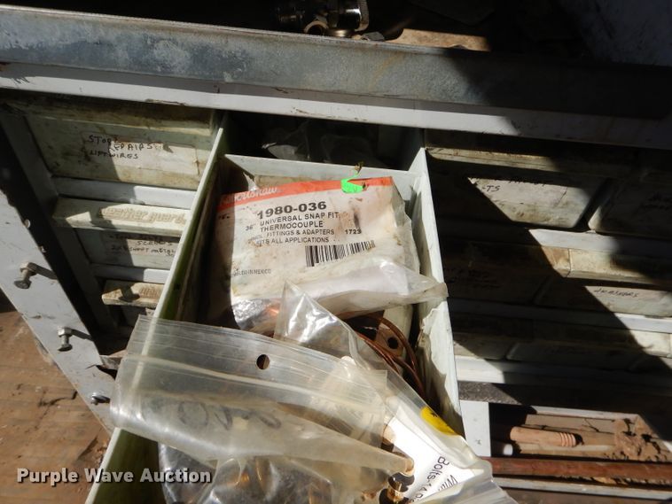 image for item FA9819 2007 Ford E150 van