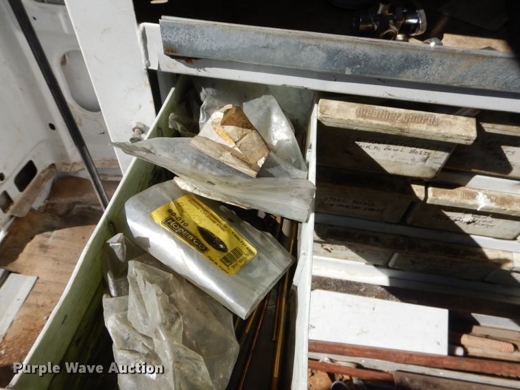 image for item FA9819 2007 Ford E150 van