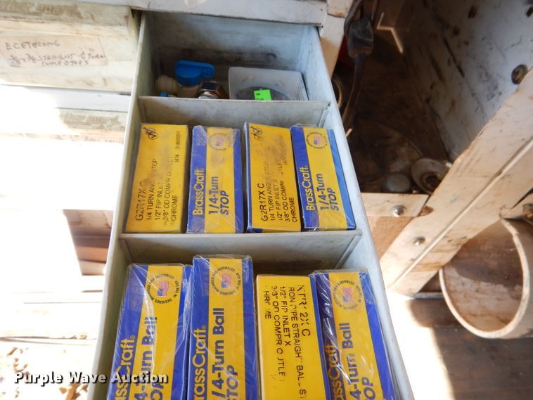 image for item FA9819 2007 Ford E150 van