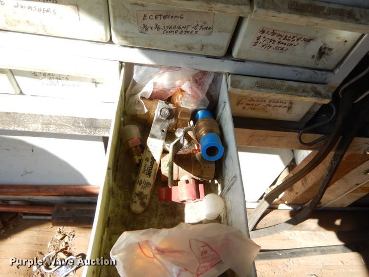 image for item FA9819 2007 Ford E150 van