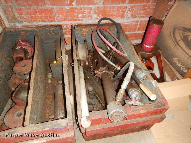 image for item FA9820 Tools